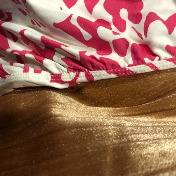 Tommy Bahama Shirred Tropical Halter Padded Tankini Hibiscus Top in EUC … - Picture 2 of 6